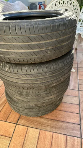 Pneus 205/55/16 Michelin