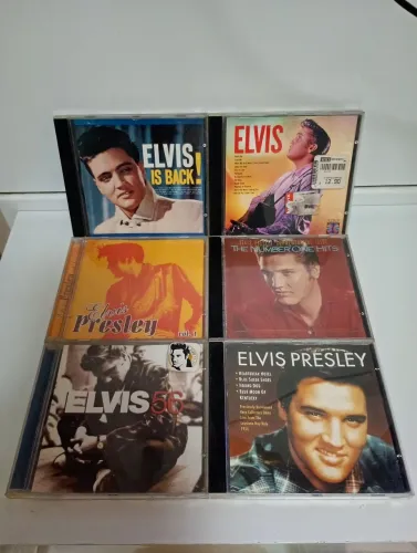 COLEÇÃO DE CDS DO ELVIS PRESLEY