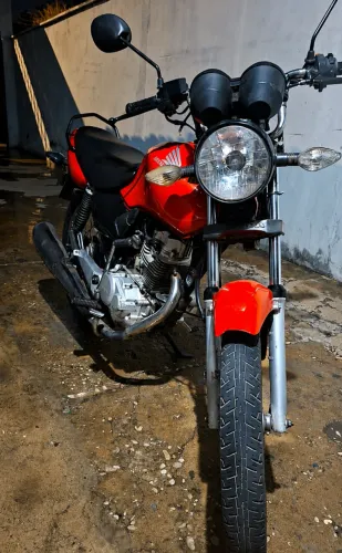 FAN 125 KS 2003 - QUITADA