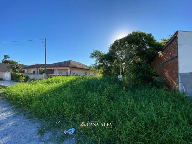 Terreno no Balneário Gaivotas a 800m do Mar