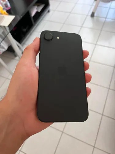 iPhone 16e 128GB