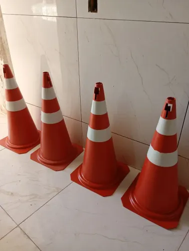 Cones de sinalização 75cm
