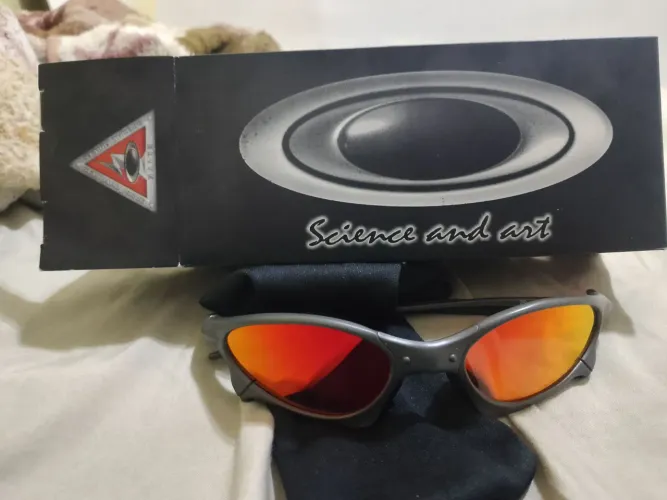 Lupa da Oakley