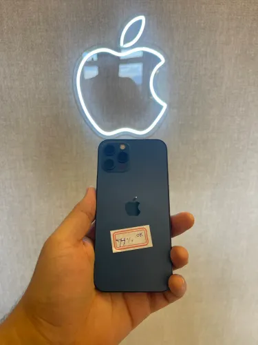 iPhone 12 Pro azul