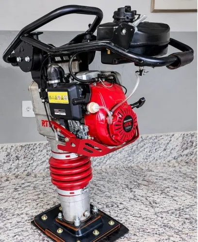 COMPACTADOR A GASOLINA DYNAPAC