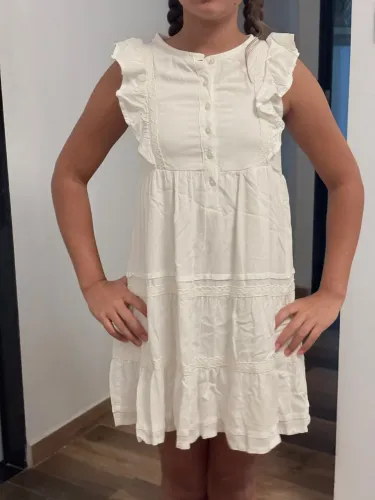 Vestido branco delicado