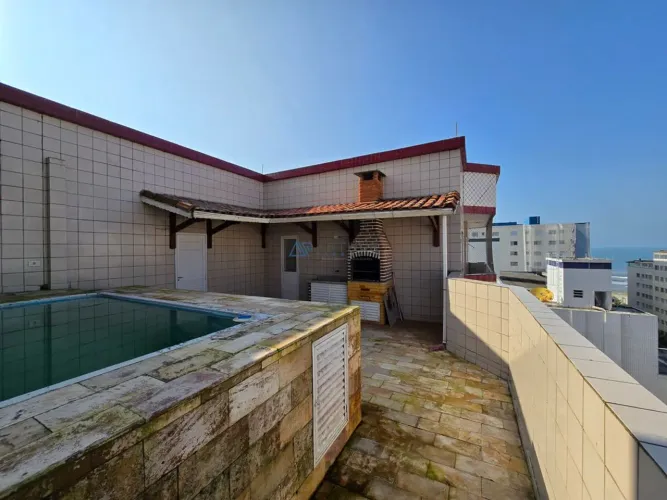 Cobertura à venda em Praia Grande na Vila Mirim com 2 quartos com piscina