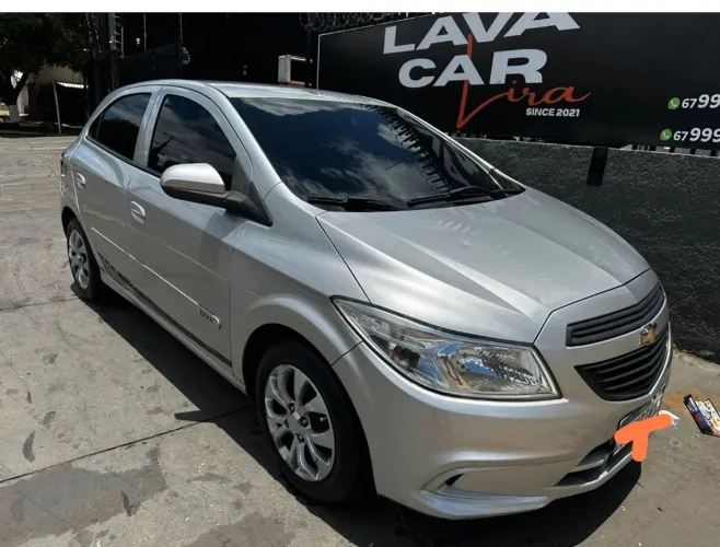 Chevrolet Onix JOY Hatch 1.0 8V Flex Mec. 4P 2018