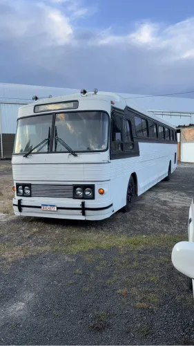 Ônibus dinossauro cometa 