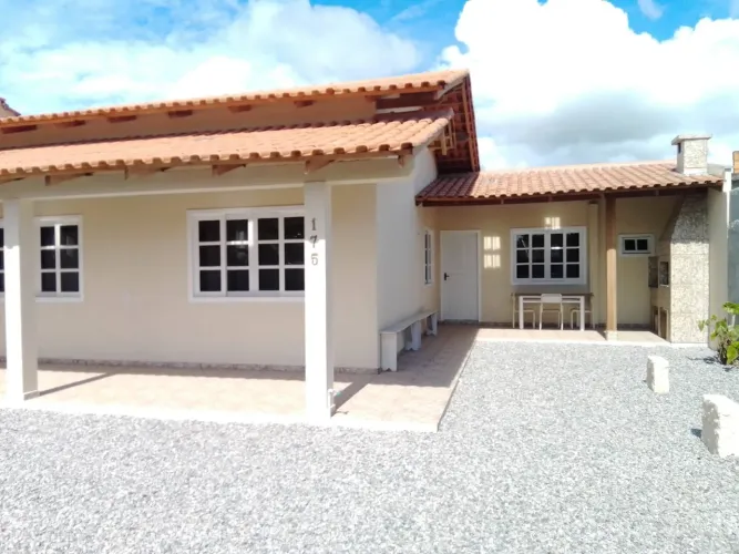 Excelente casa a venda em barra velha bairro Itajuba