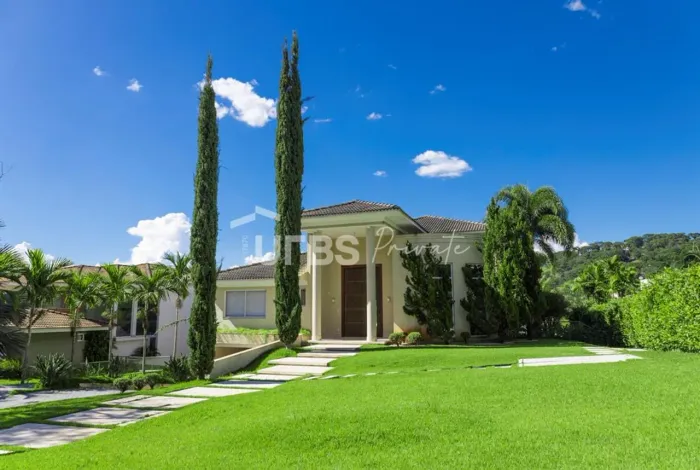Casa de Alto Padrão no Aldeia do Vale | 4 Quartos (3 Suítes) | 596 m² | Lote 1.750 m²