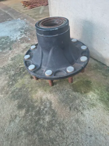 Cubo de roda caminhão e ônibus volvo.