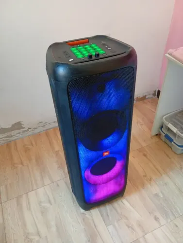 Vendo caixa JBL Partybox 1000w 