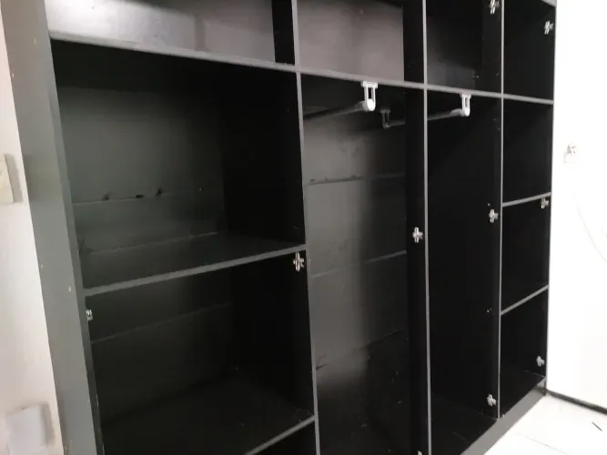 Guarda Roupa 8 portas