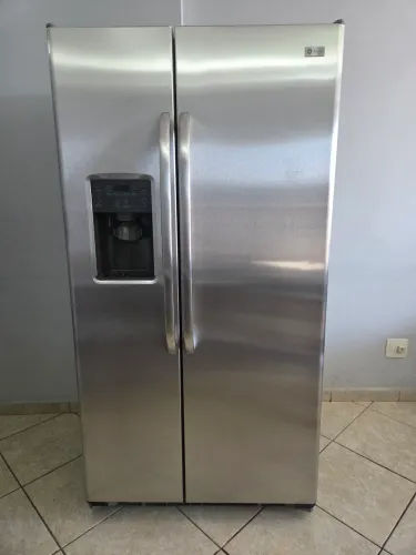 Geladeira GE Profile Side by Side Inox 549L - Para Conserto ou Peças