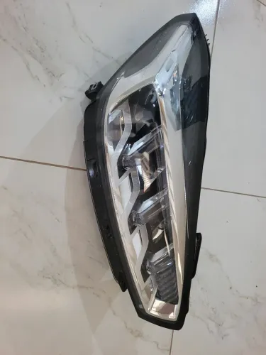 Farol direito chery tiggo 7 pro