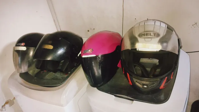 Vendo capacetes