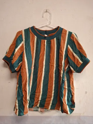 Camisa social verde e mostarda, tamanho M