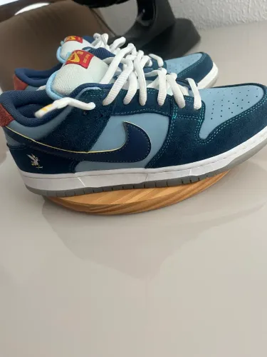 NIKE DUNK LOW PRO 