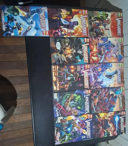 Lote quadrinhos Vingadores