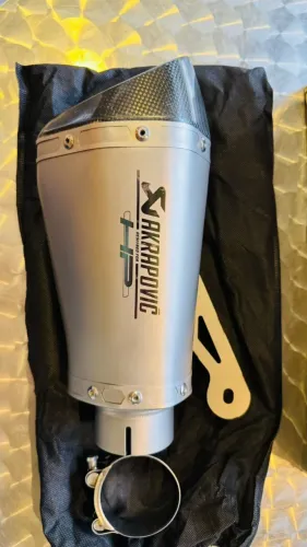 Ponteira Akrapovic Titanium Carbono S1000r E S1000rr