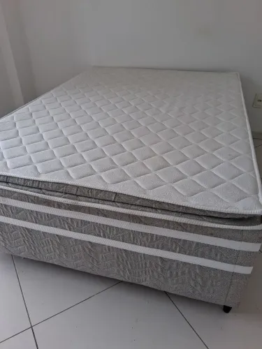 Vendo cama box nova