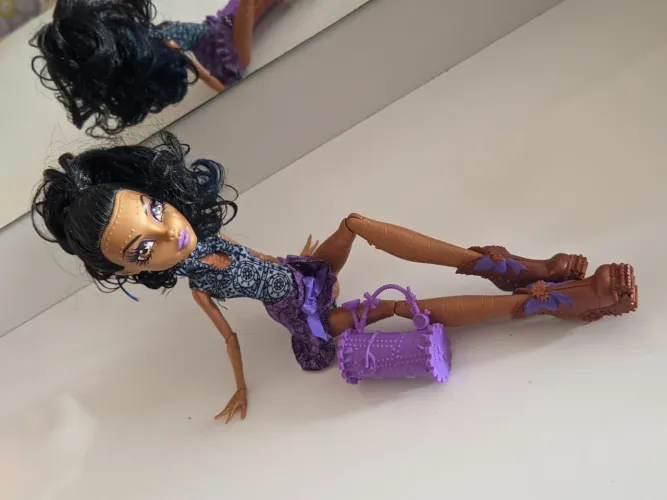 Boneca Monster High Rebecca Steam - Dance Class