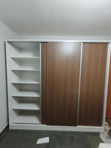 Guarda-roupa MDF já desmontado