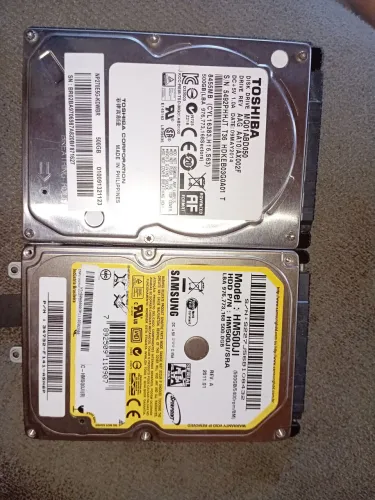 2 HD de notebook de 500gb funcionando 