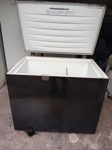 Freezer horizontal 305 litros