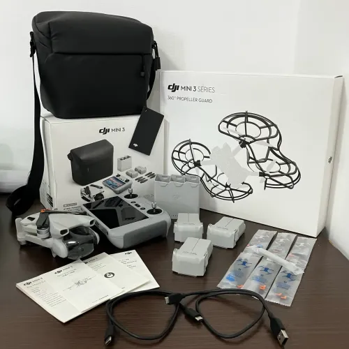 Drone Dji Mini 3 Fly More Combo c/ Protetor de Hélice (IMPECÁVEL)