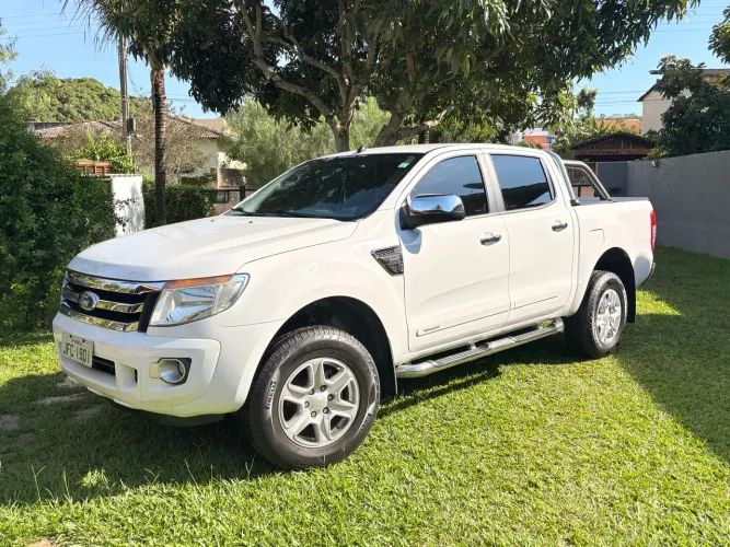 Ford Ranger XLT 2.5 16V 4X2 CD Flex 2013