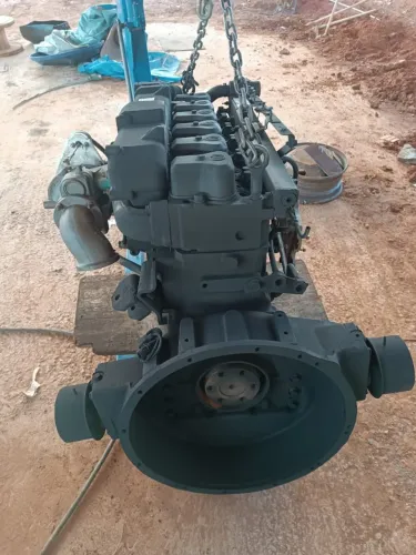 VENDE-SE MOTOR MWM X12 + CAIXA RT 7608