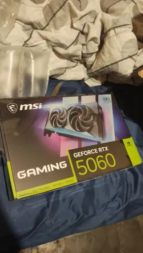 PLACA DE VÍDEO RTX 5060 8GB NA CAIXA COM NOTA FISCAL. MOTIVO DA VENDA DESISTI DE MONTAR O