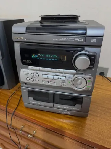 AIWA NSX-S303 - Clássico com Som Potente!