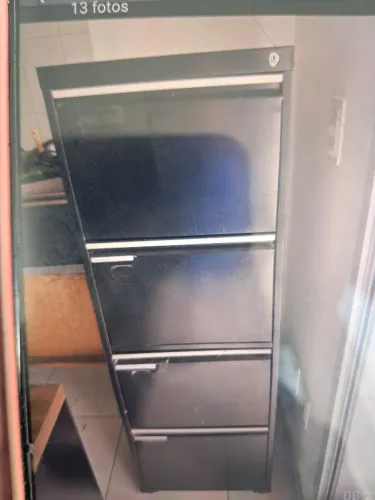 Vendo balcão e mesa para escritório