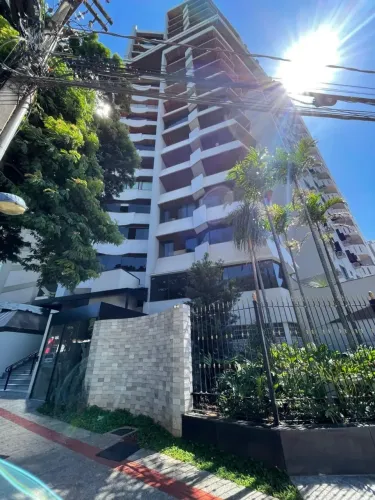 Apartamento Edifício Infante Dom Henrique - zona 04 - Maringá/PR