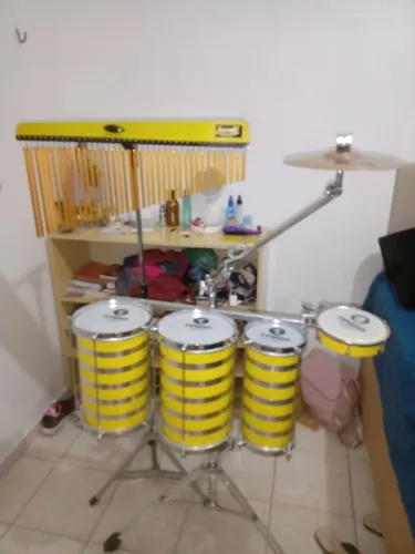 Estante de Repiques