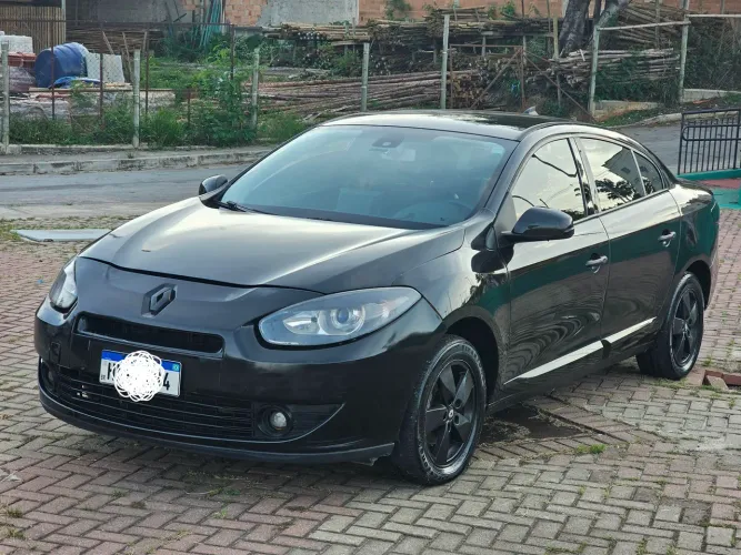 Renault Fluence Sed. Dynamique 2.0 16V Flex Aut. 2013
