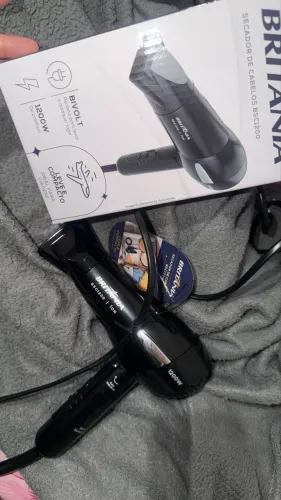 Secador p viagem bivolt 