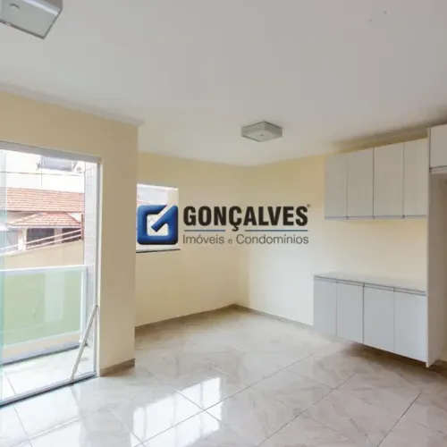 Sobrado residencial com 3 quartos e 1 suíte para alugar na Vila Helena