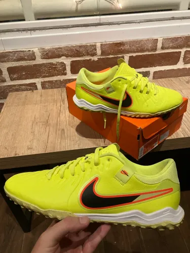 Chuteira Nike Tiempo 10 - Tamanho 42 - Usada 1 vez - Society