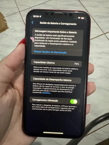 iPhone XR usado