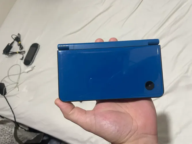 Nintendo ds xl com cartão de jogos