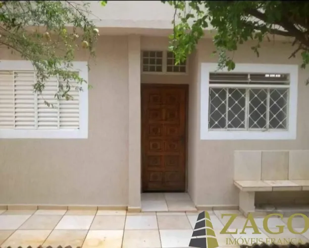 Casa em Restinga-SP por R$ 550.000,00
