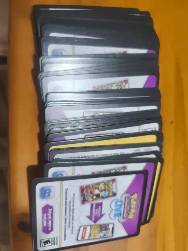 100 Códigos de Pokémon 