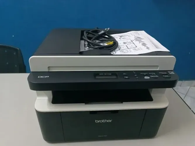 Impressora Multifuncional Brother 1617 NW ? usada, excelente estado