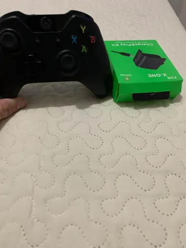 Controle xbox One original zero com bateria!