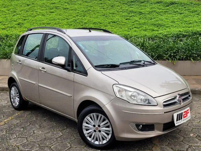 Fiat Idea Attractive 1.4 Fire Flex 8V 5P 2014