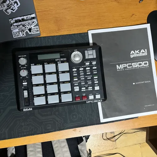 Akai MPC 500